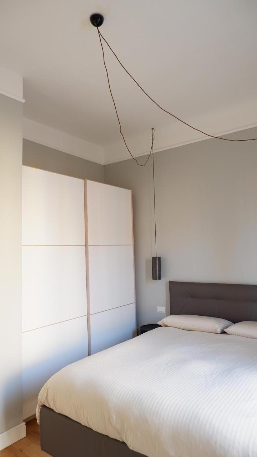 Cozy Renovated Comfort In Isola