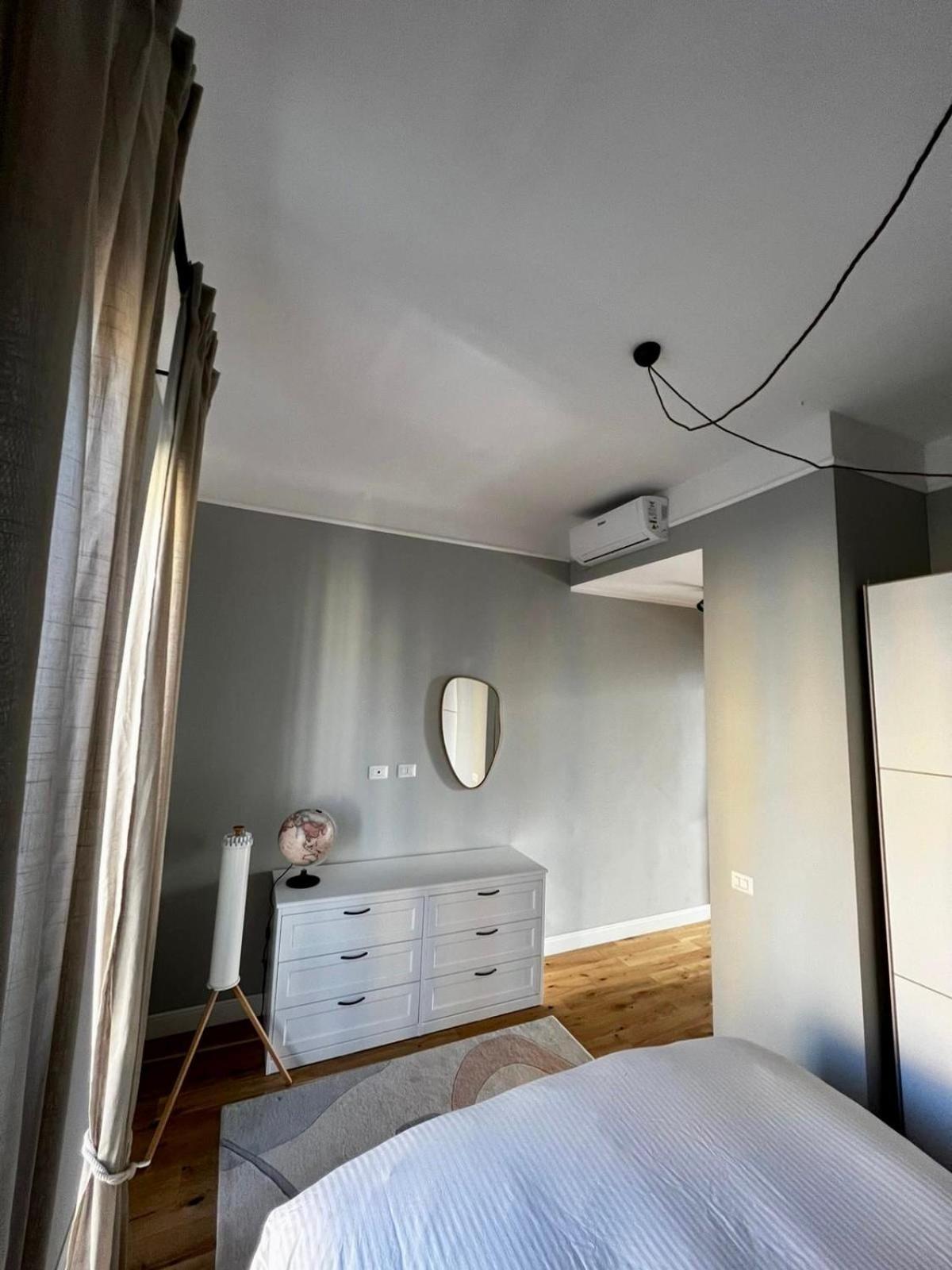 Cozy Renovated Comfort Apartment In Isola