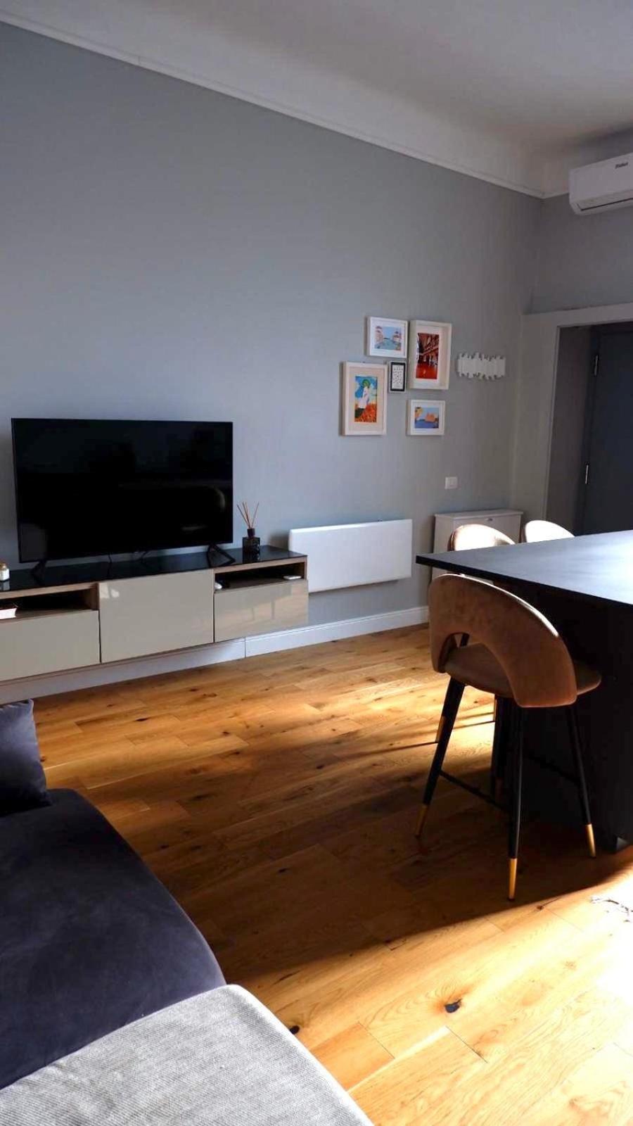 Cozy Renovated Comfort Apartment In Isola Appartement