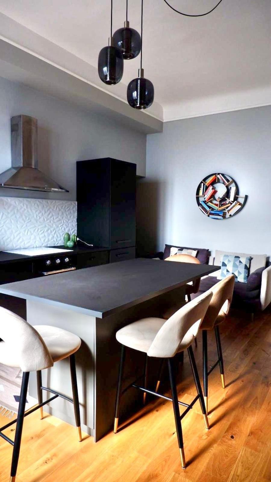 Cozy Renovated Comfort Apartment In Isola Appartement *